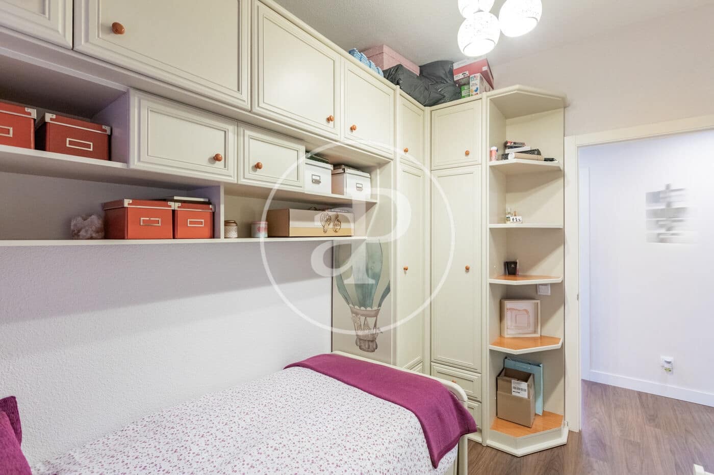 2 bedroom Apartment for sale in San Sebastian de los Reyes - € 415,000 (Ref: 9446348)