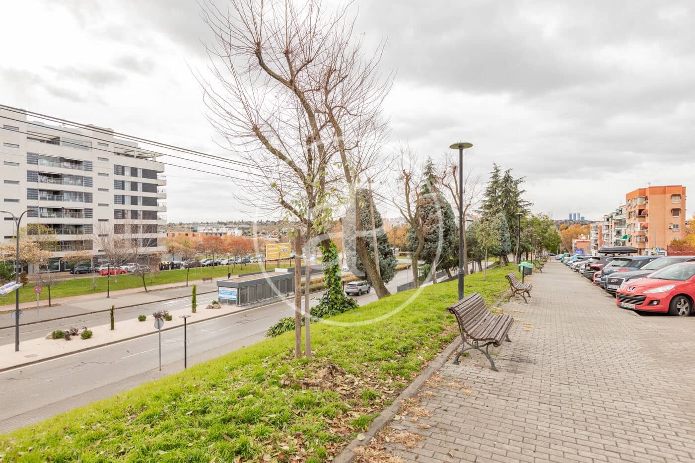 2 bedroom Apartment for sale in San Sebastian de los Reyes - € 415,000 (Ref: 9446348)