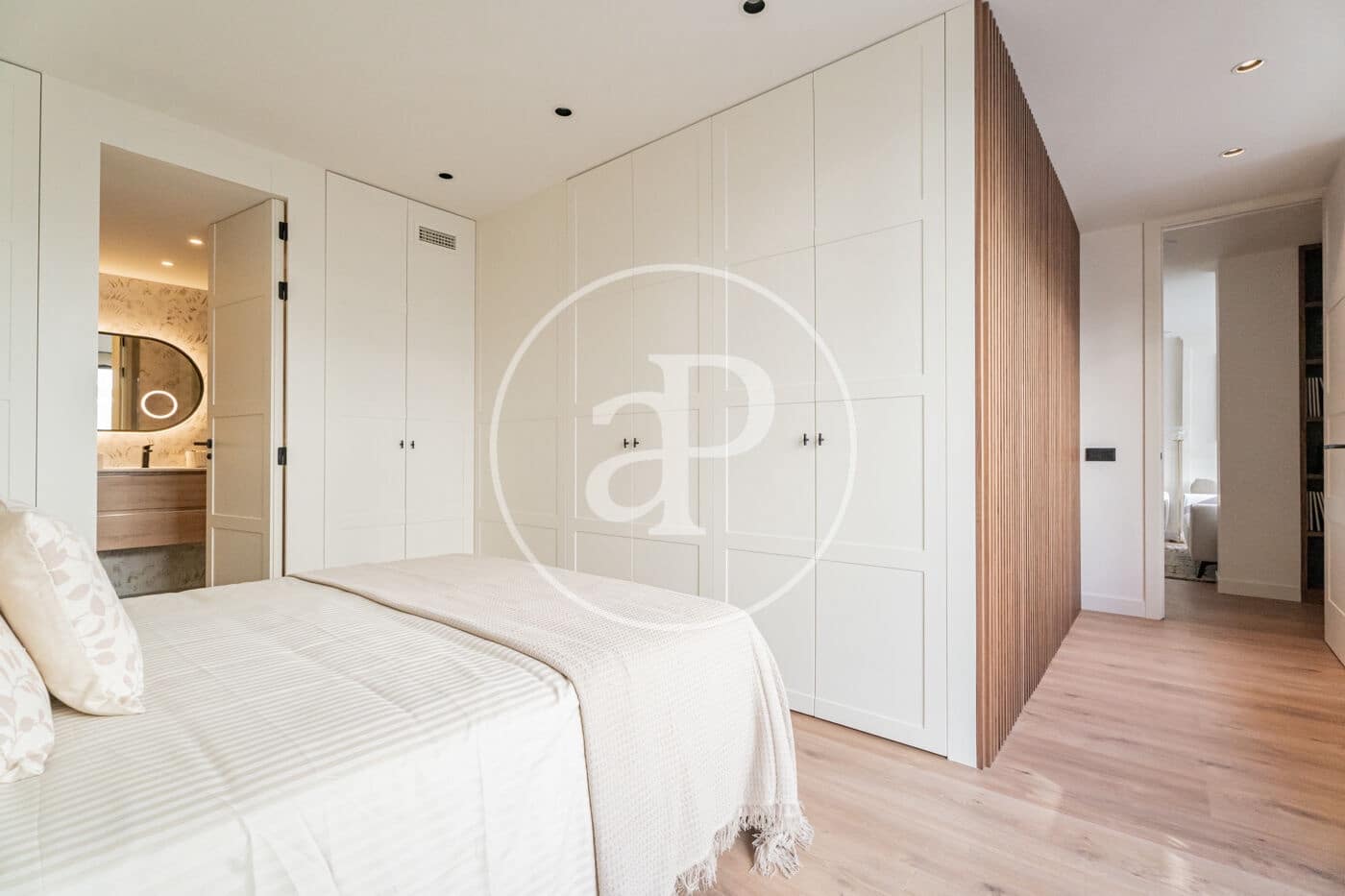 3 soveværelse Lejlighed til salg i Madrid by med swimmingpool - € 2.400.000 (Ref: 9446349)