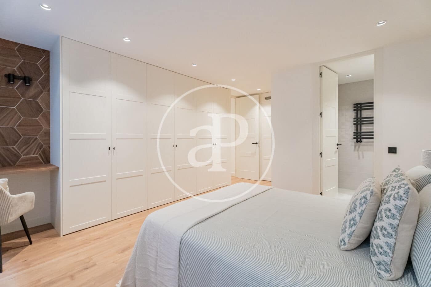 3 soveværelse Lejlighed til salg i Madrid by med swimmingpool - € 2.400.000 (Ref: 9446349)