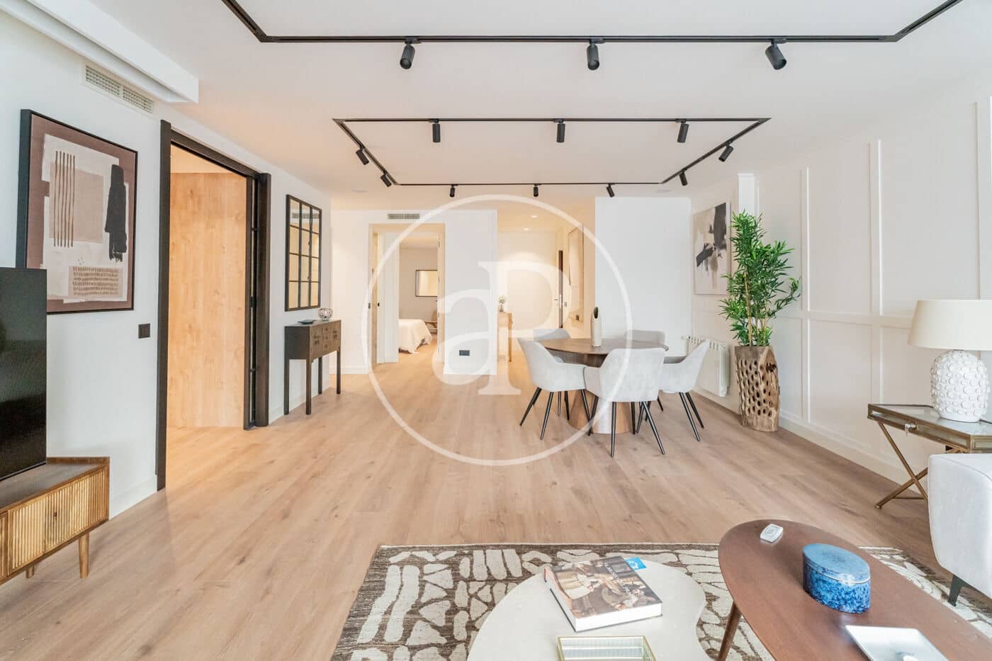 3 soveværelse Lejlighed til salg i Madrid by med swimmingpool - € 2.400.000 (Ref: 9446349)