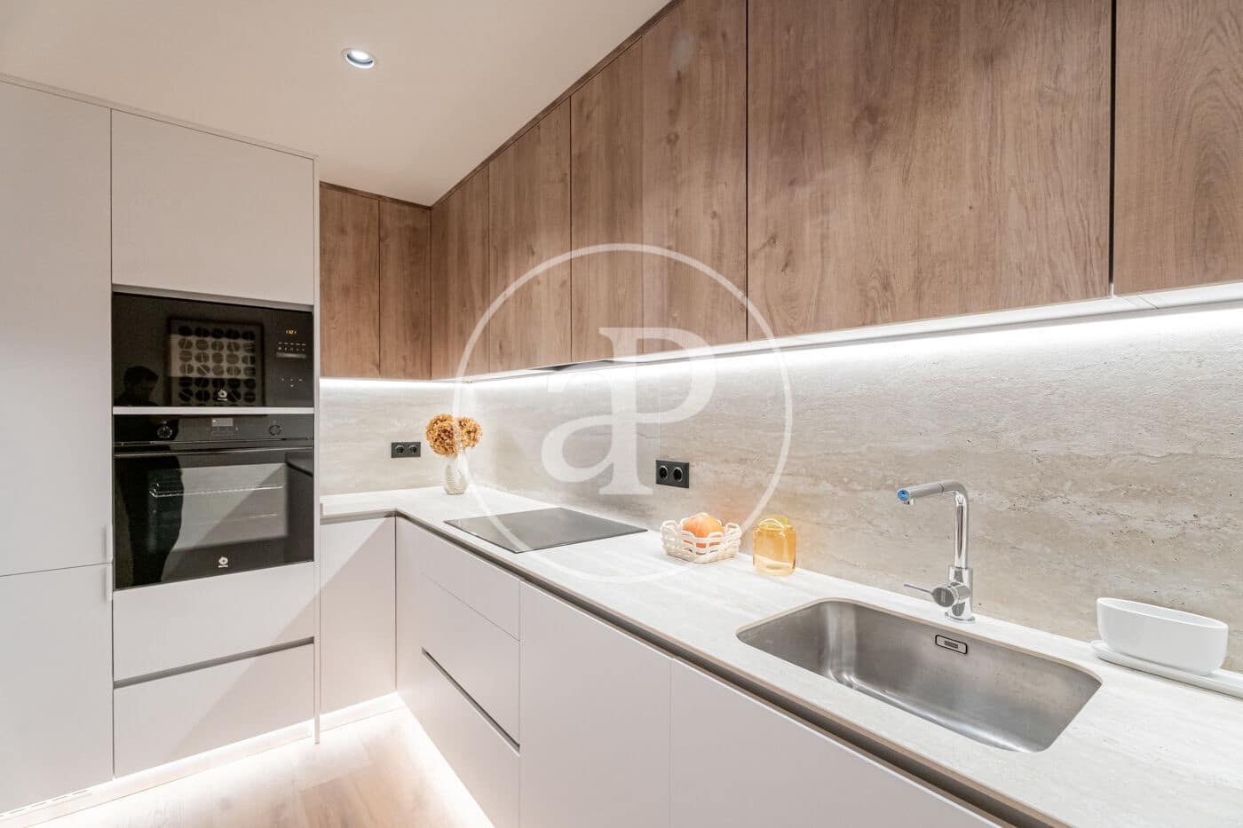 3 soveværelse Lejlighed til salg i Madrid by med swimmingpool - € 2.400.000 (Ref: 9446349)