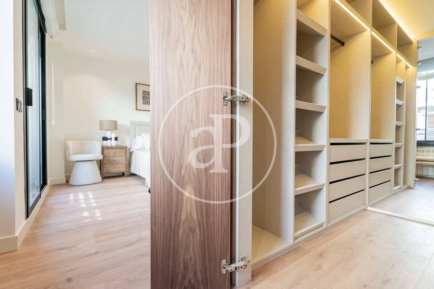 3 soveværelse Lejlighed til salg i Madrid by med swimmingpool - € 2.400.000 (Ref: 9446349)