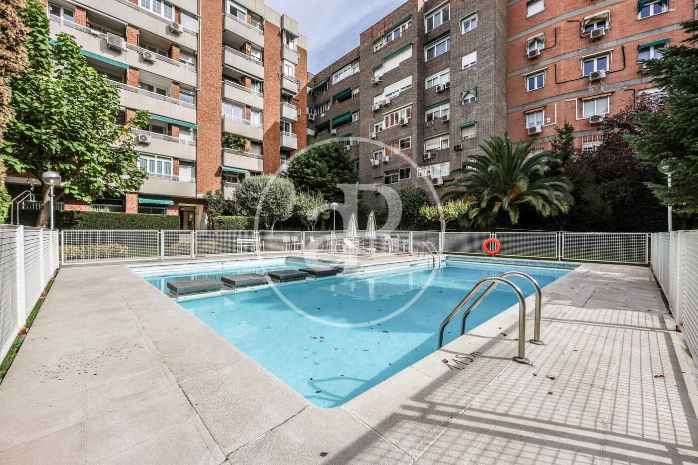 3 soveværelse Lejlighed til salg i Madrid by med swimmingpool - € 2.400.000 (Ref: 9446349)