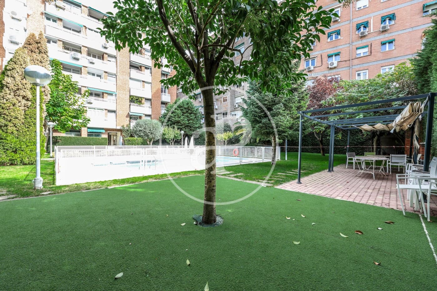 3 soveværelse Lejlighed til salg i Madrid by med swimmingpool - € 2.400.000 (Ref: 9446349)