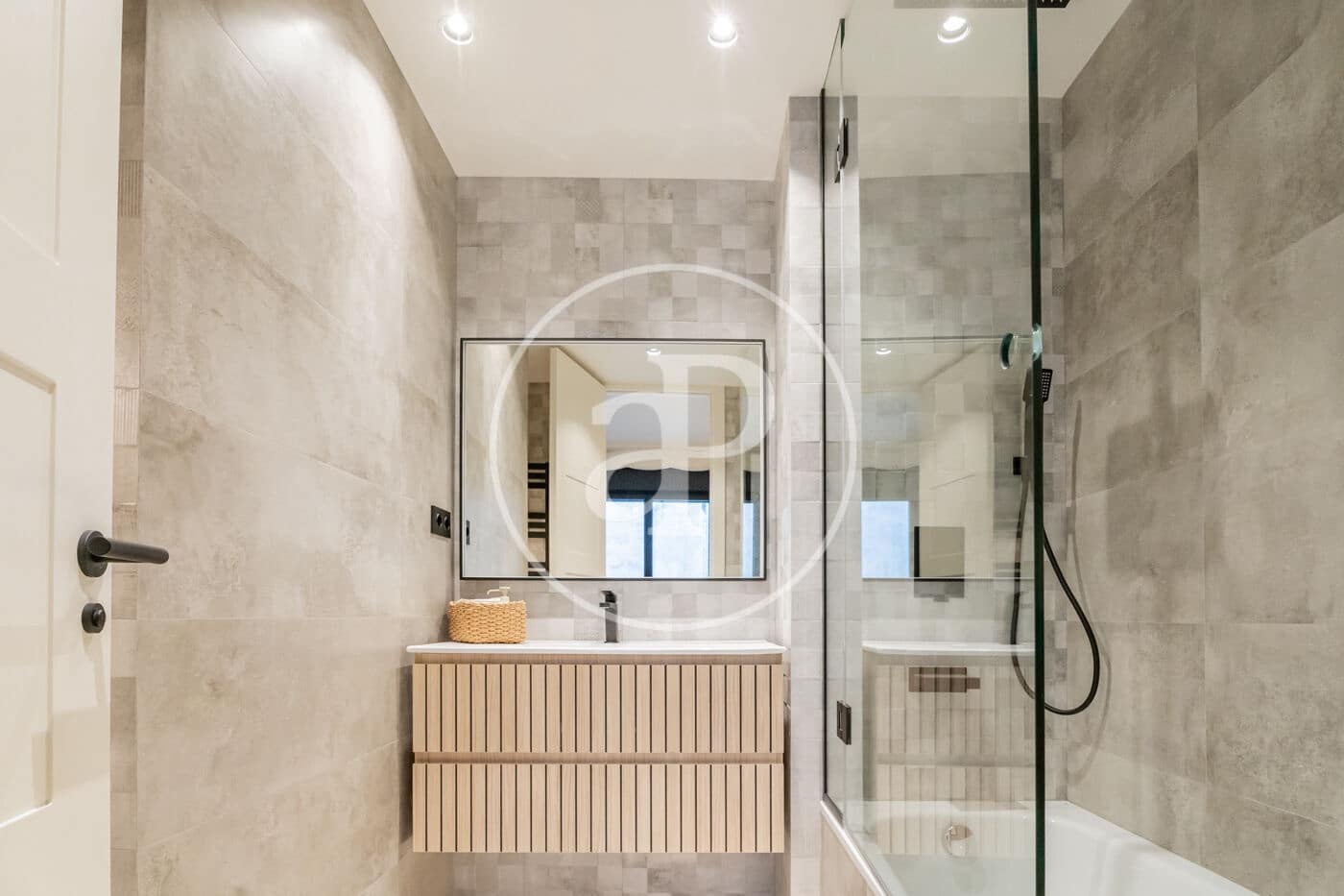 3 soveværelse Lejlighed til salg i Madrid by med swimmingpool - € 2.400.000 (Ref: 9446349)