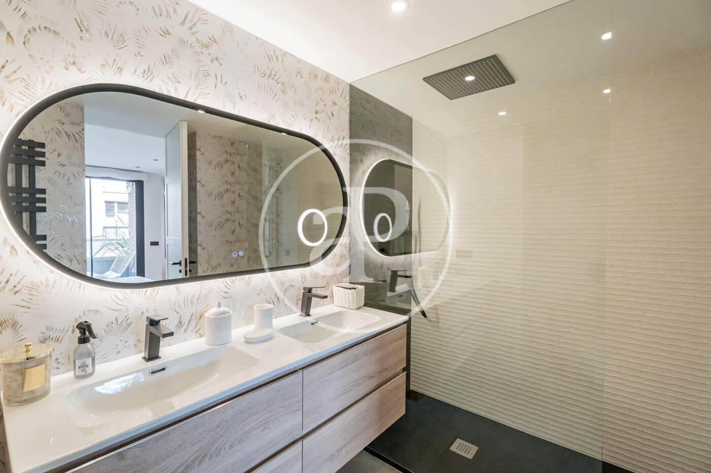 3 soveværelse Lejlighed til salg i Madrid by med swimmingpool - € 2.400.000 (Ref: 9446349)