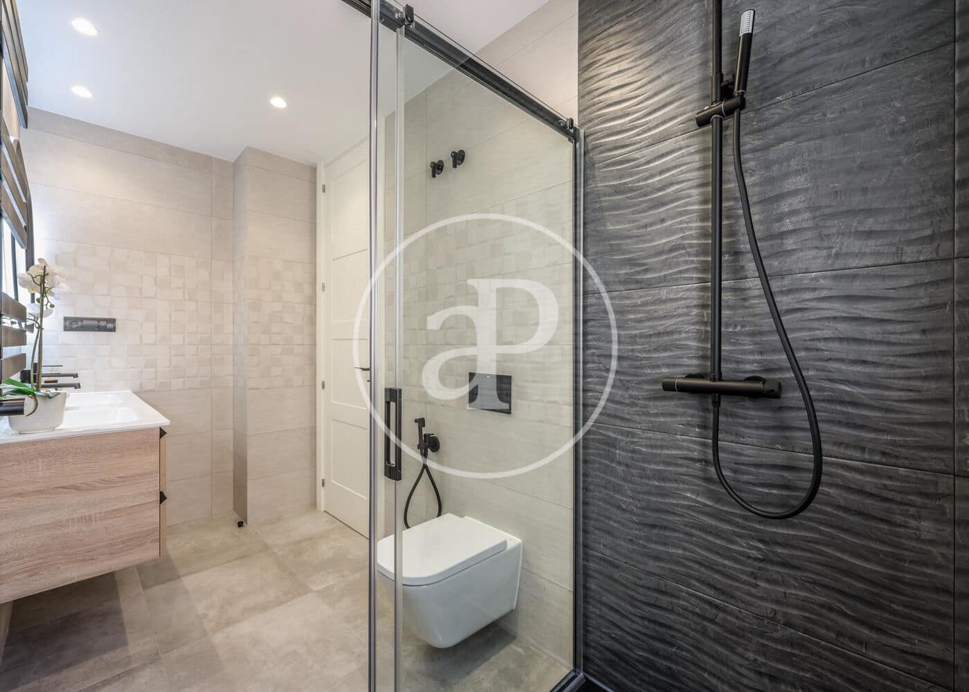 3 soveværelse Lejlighed til salg i Madrid by - € 1.670.000 (Ref: 9446350)