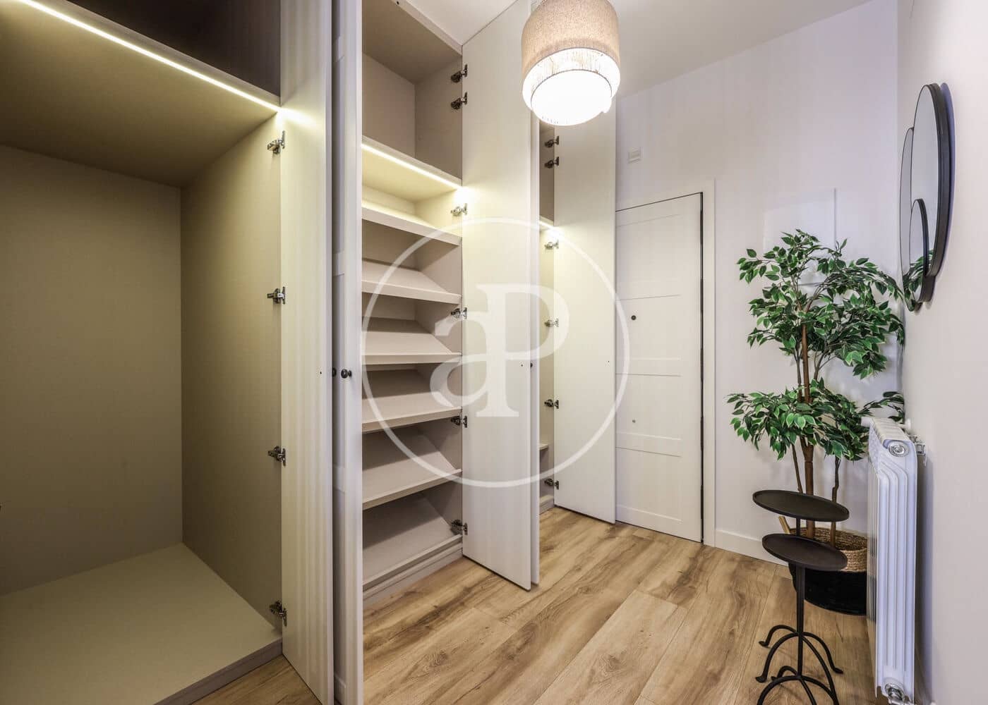 3 soveværelse Lejlighed til salg i Madrid by - € 1.670.000 (Ref: 9446350)