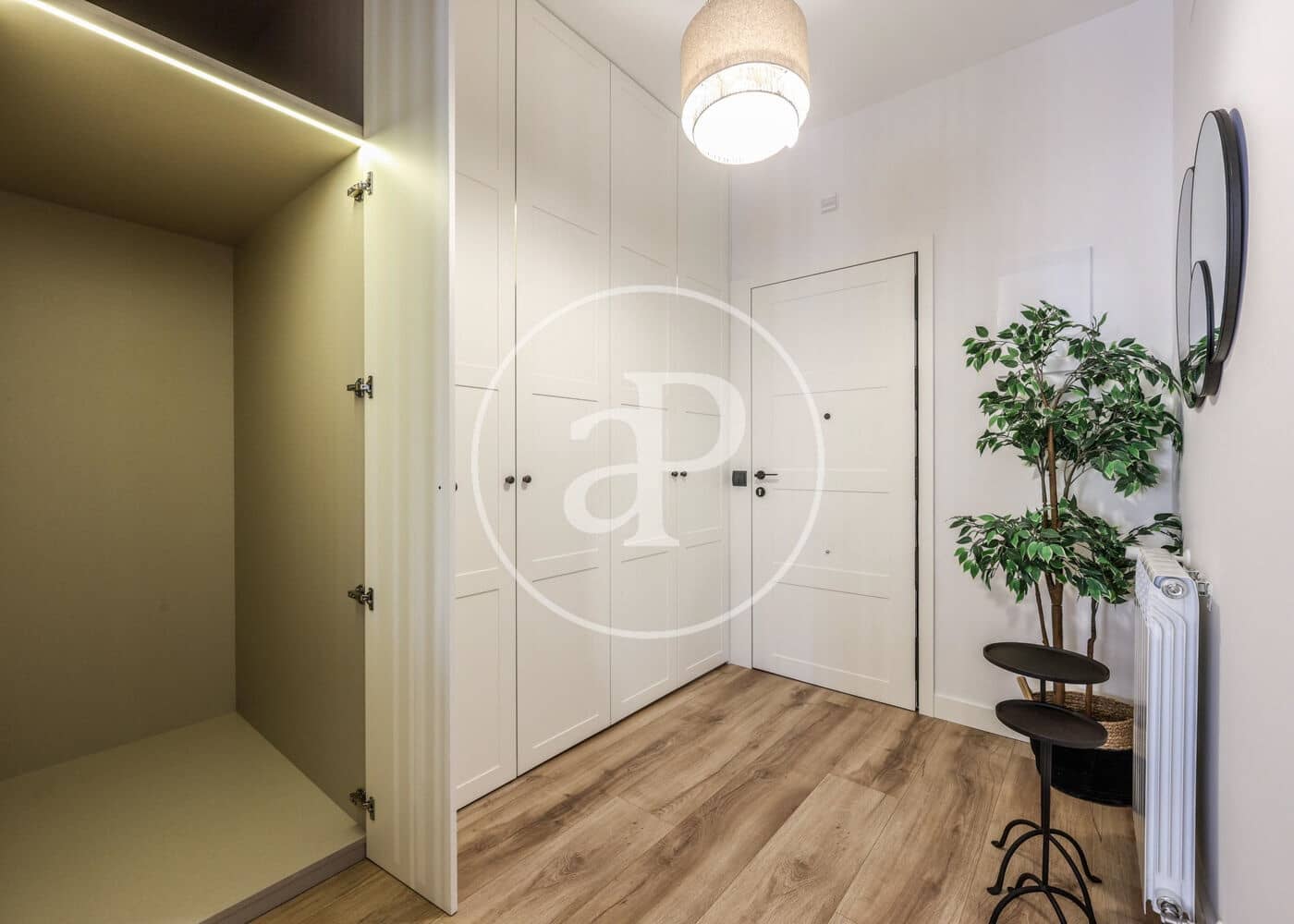 3 soveværelse Lejlighed til salg i Madrid by - € 1.670.000 (Ref: 9446350)