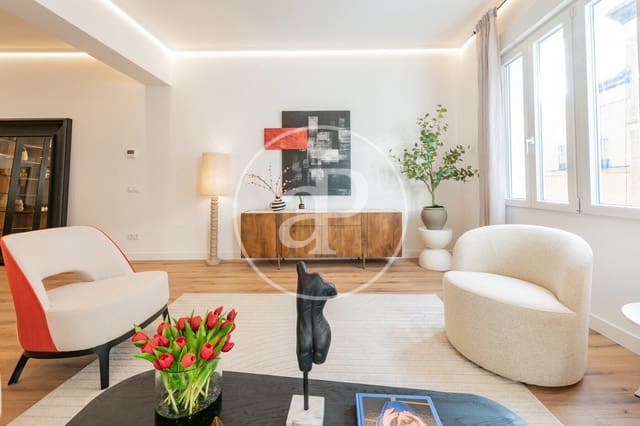 3 quarto Apartamento para venda em Cortes, Madrid cidade - 1 695 000 € (Ref: 9446351)