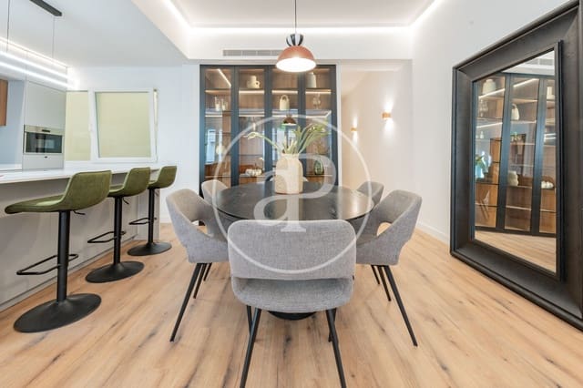 3 quarto Apartamento para venda em Cortes, Madrid cidade - 1 695 000 € (Ref: 9446351)