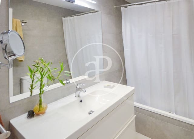 4 soverom Leilighet til salgs i Alameda de Osuna, Madrid by med svømmebasseng - € 760 000 (Ref: 9446352)