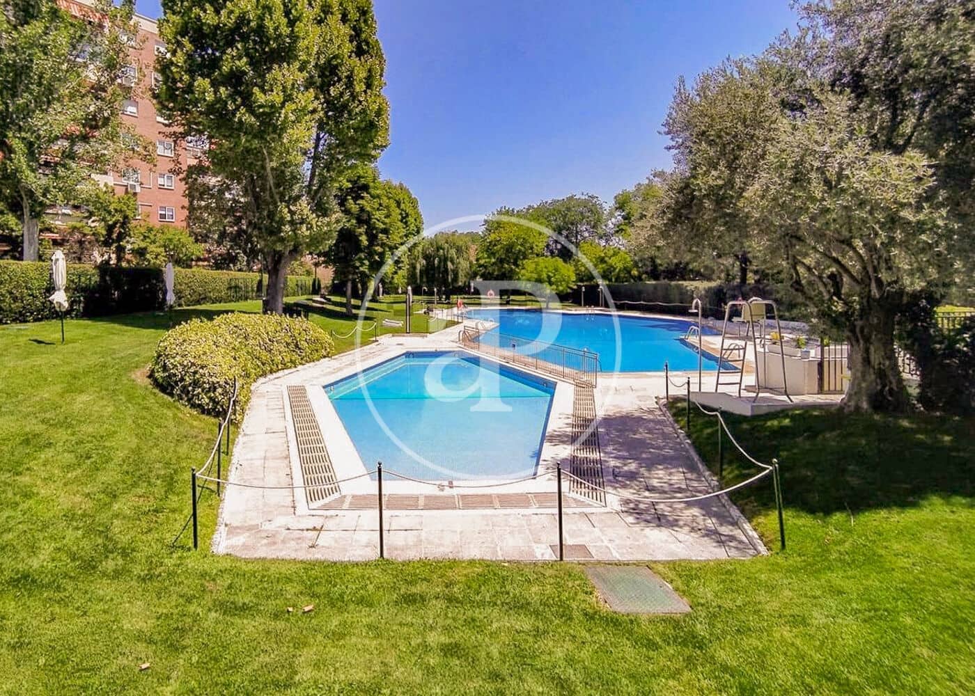4 soverom Leilighet til salgs i Madrid by med svømmebasseng - € 760 000 (Ref: 9446352)
