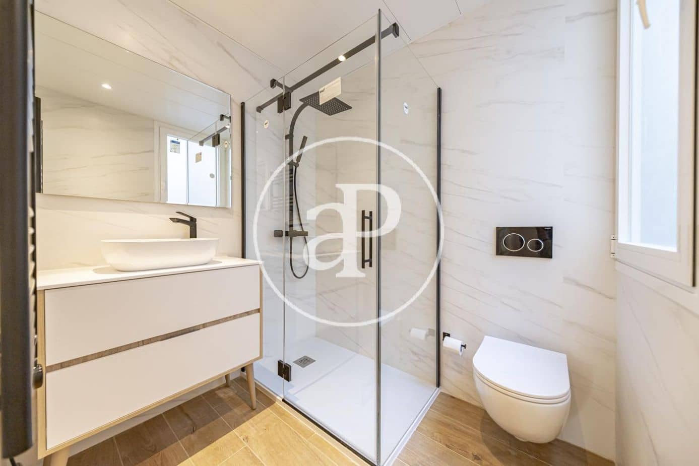 2 bedroom Apartment for rent in Madrid city - € 2,400 (Ref: 9449191)