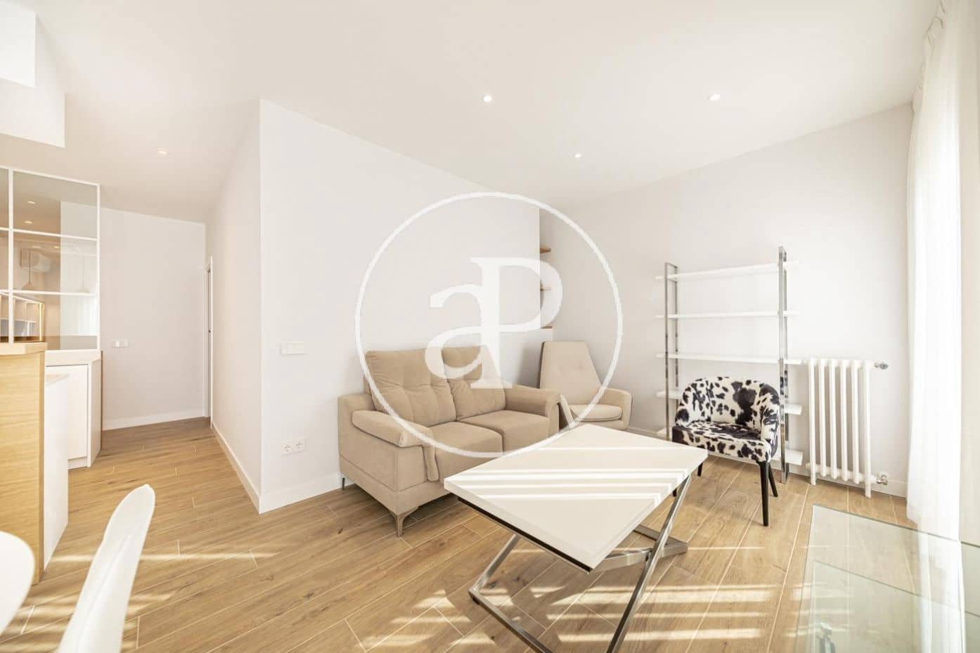 2 bedroom Apartment for rent in Madrid city - € 2,400 (Ref: 9449191)