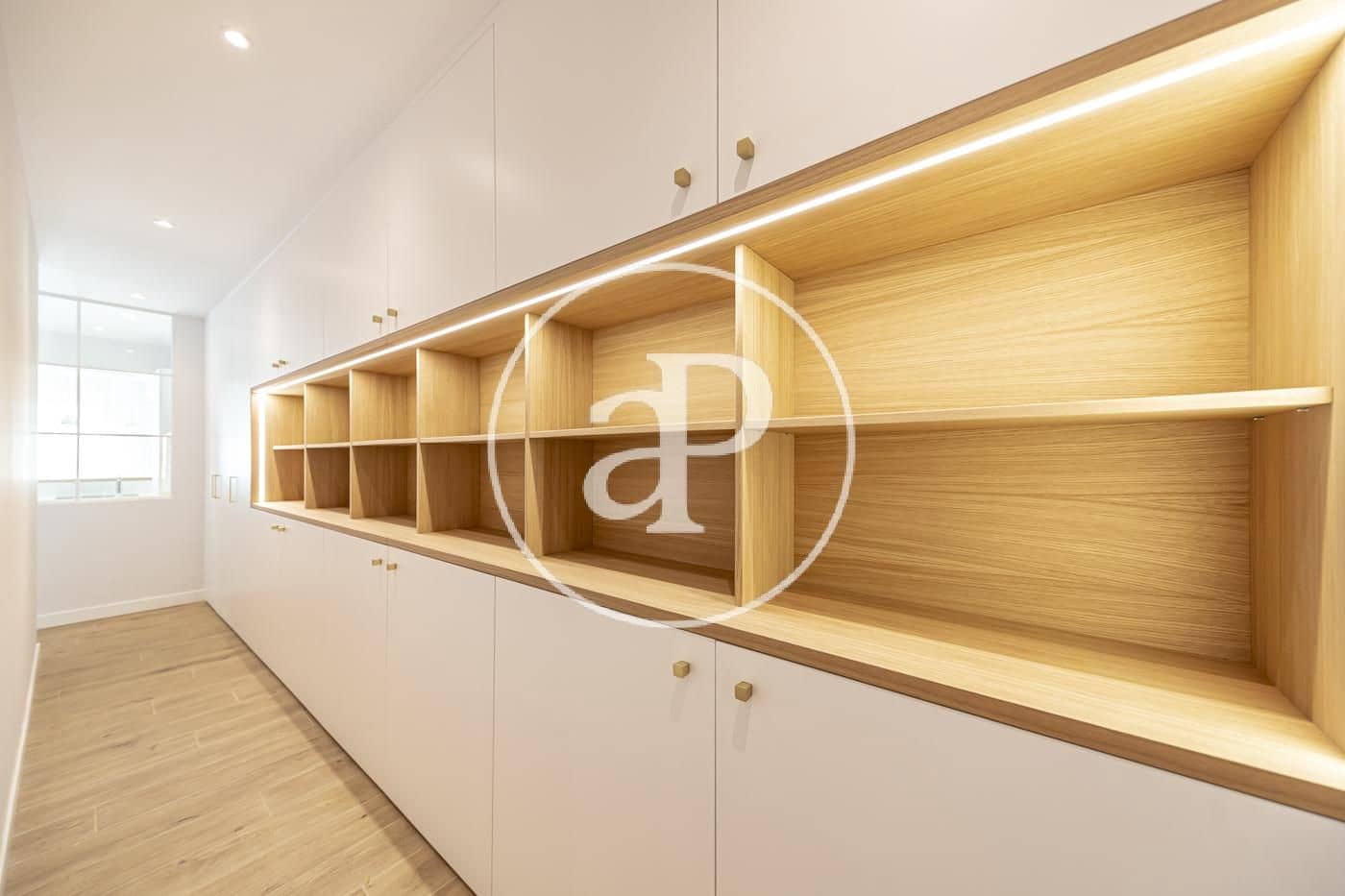 2 bedroom Apartment for rent in Madrid city - € 2,400 (Ref: 9449191)