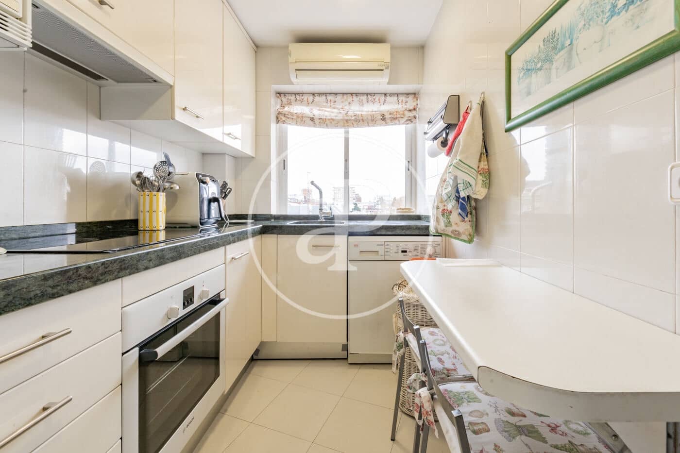 2 sypialnia Apartament do wynajęcia w Miasto Madryt - 2 500 € (Ref: 9449192)