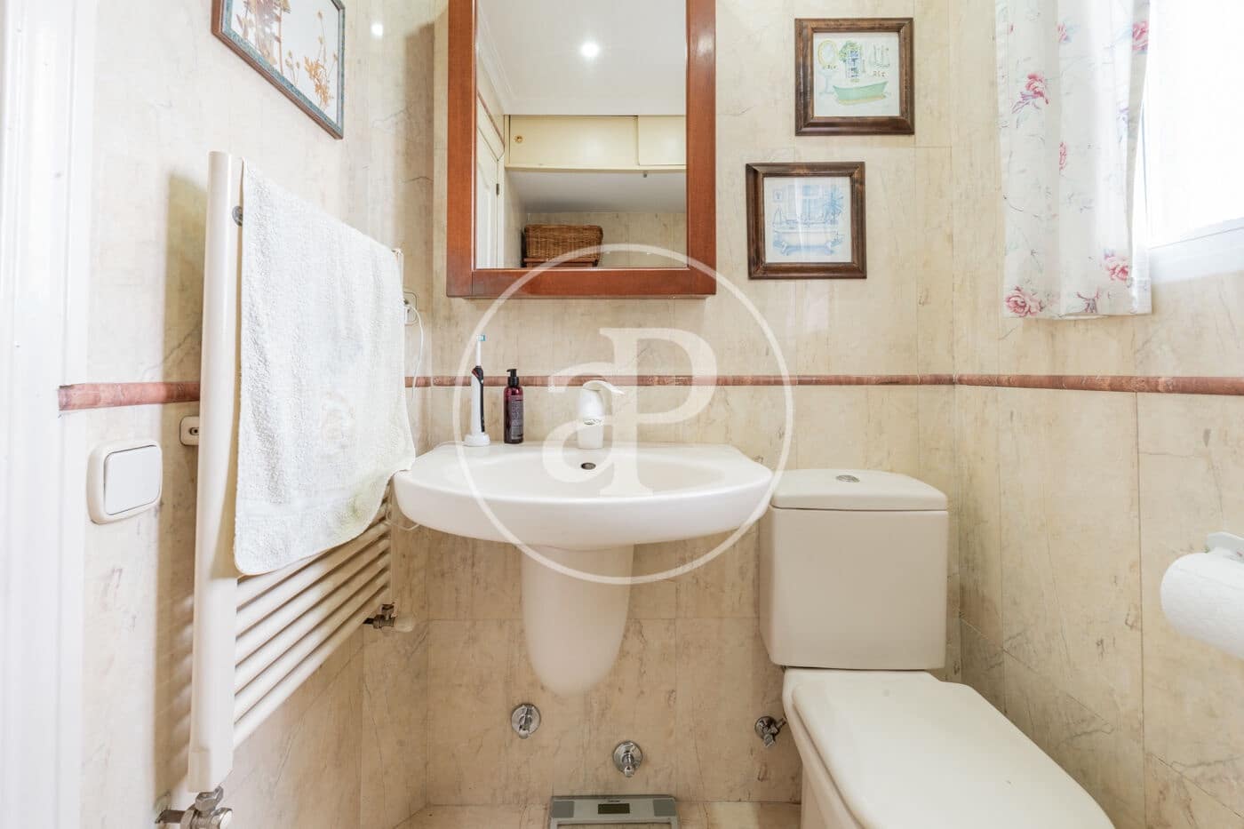 2 sypialnia Apartament do wynajęcia w Miasto Madryt - 2 500 € (Ref: 9449192)