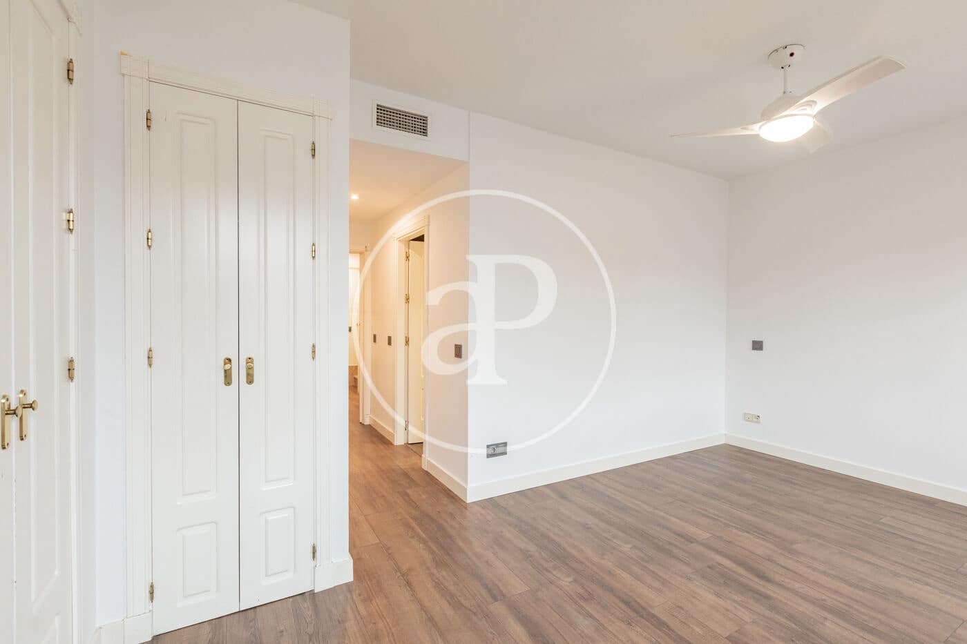 4 sypialnia Apartament do wynajęcia w San Sebastian de los Reyes z basenem - 3 200 € (Ref: 9449193)