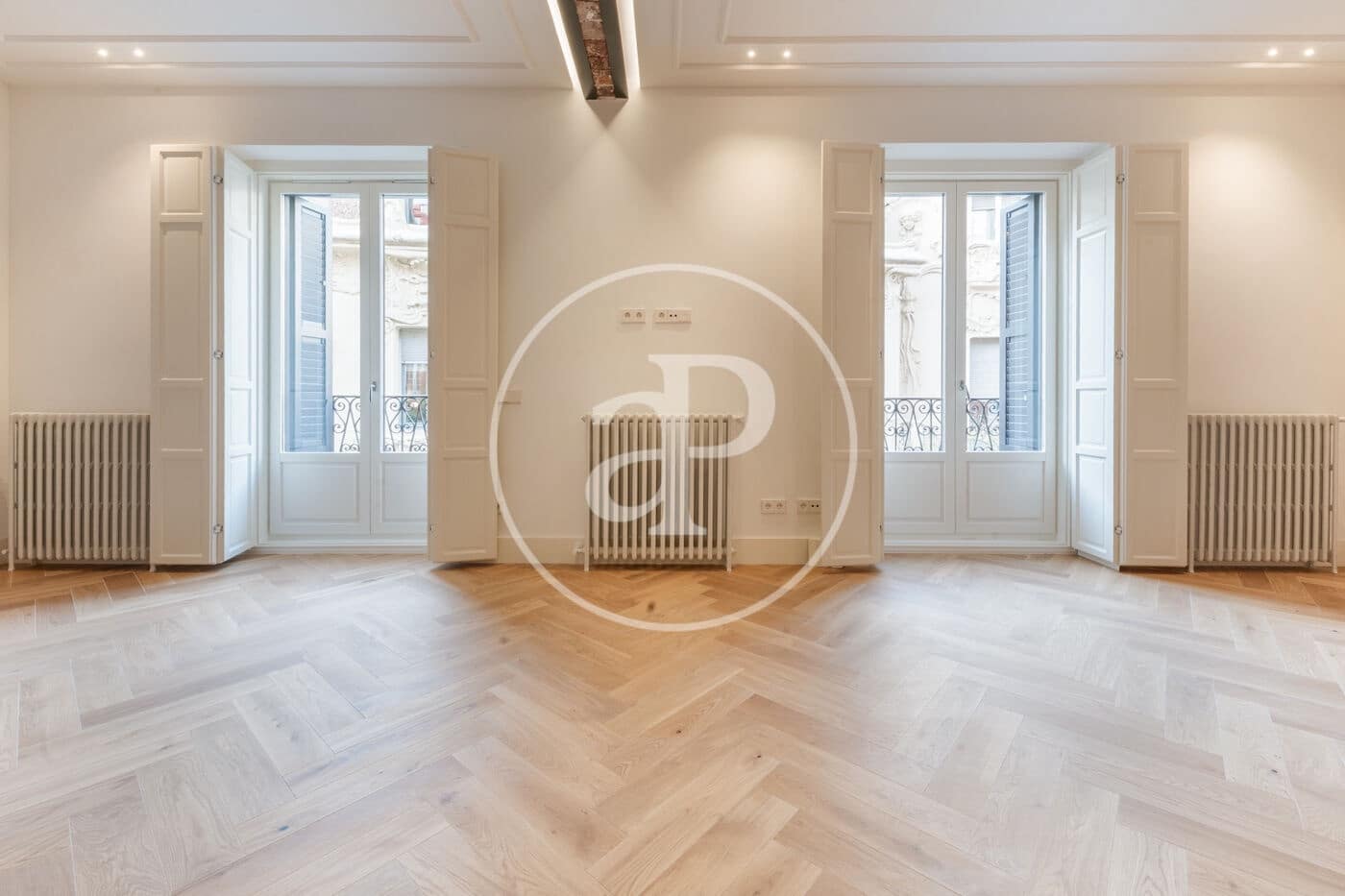 3 sovrum Lägenhet att hyra i Madrid stad - 7 500 € (Ref: 9449194)