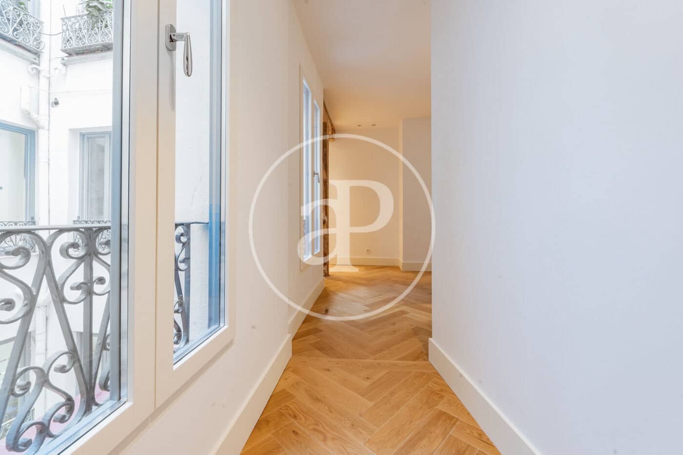 3 sovrum Lägenhet att hyra i Madrid stad - 7 500 € (Ref: 9449194)