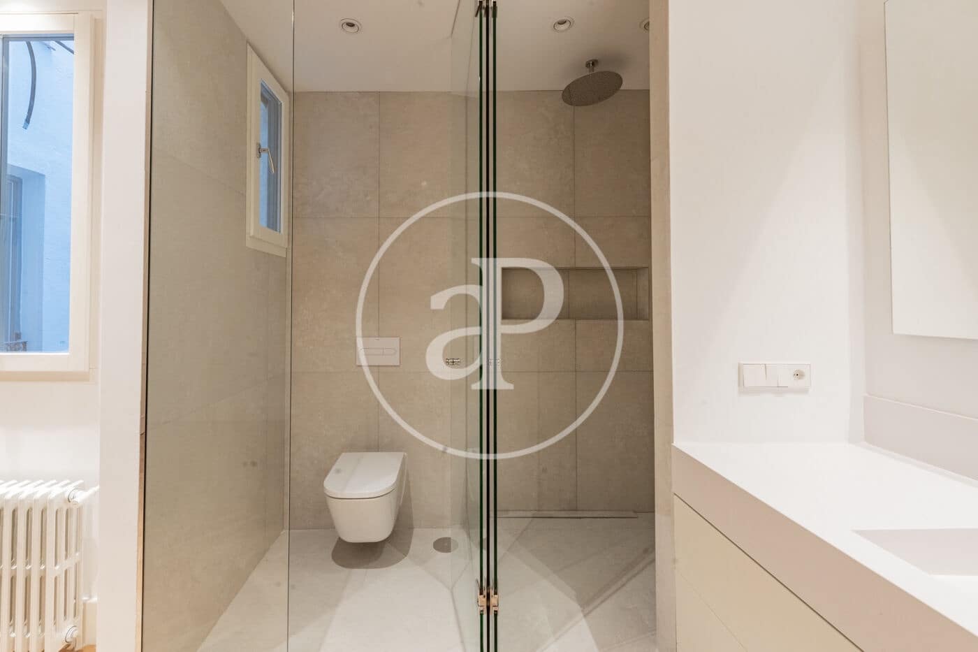 3 sovrum Lägenhet att hyra i Madrid stad - 7 500 € (Ref: 9449194)