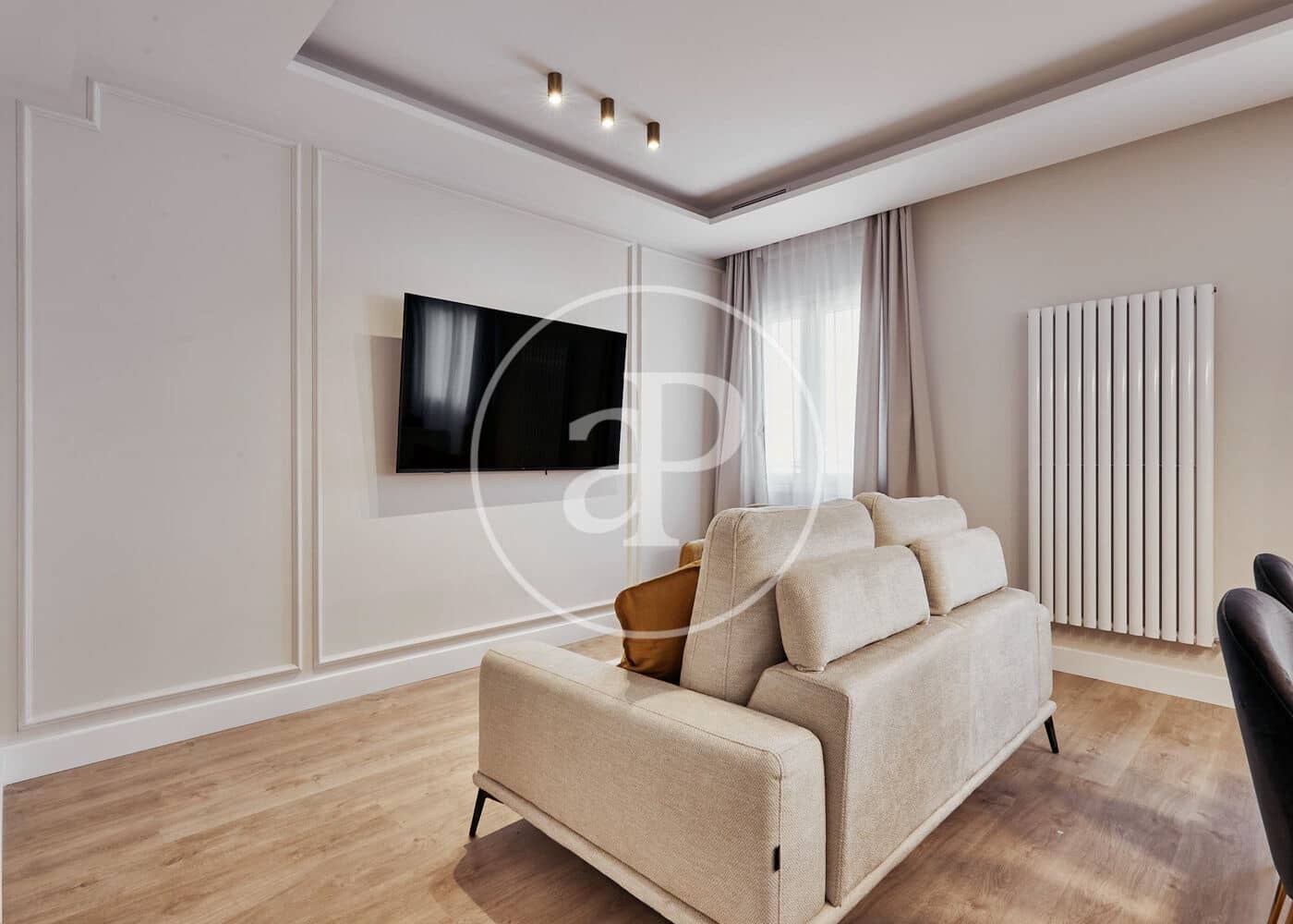 2 soveværelse Lejlighed til salg i Madrid by - € 1.429.000 (Ref: 9449196)