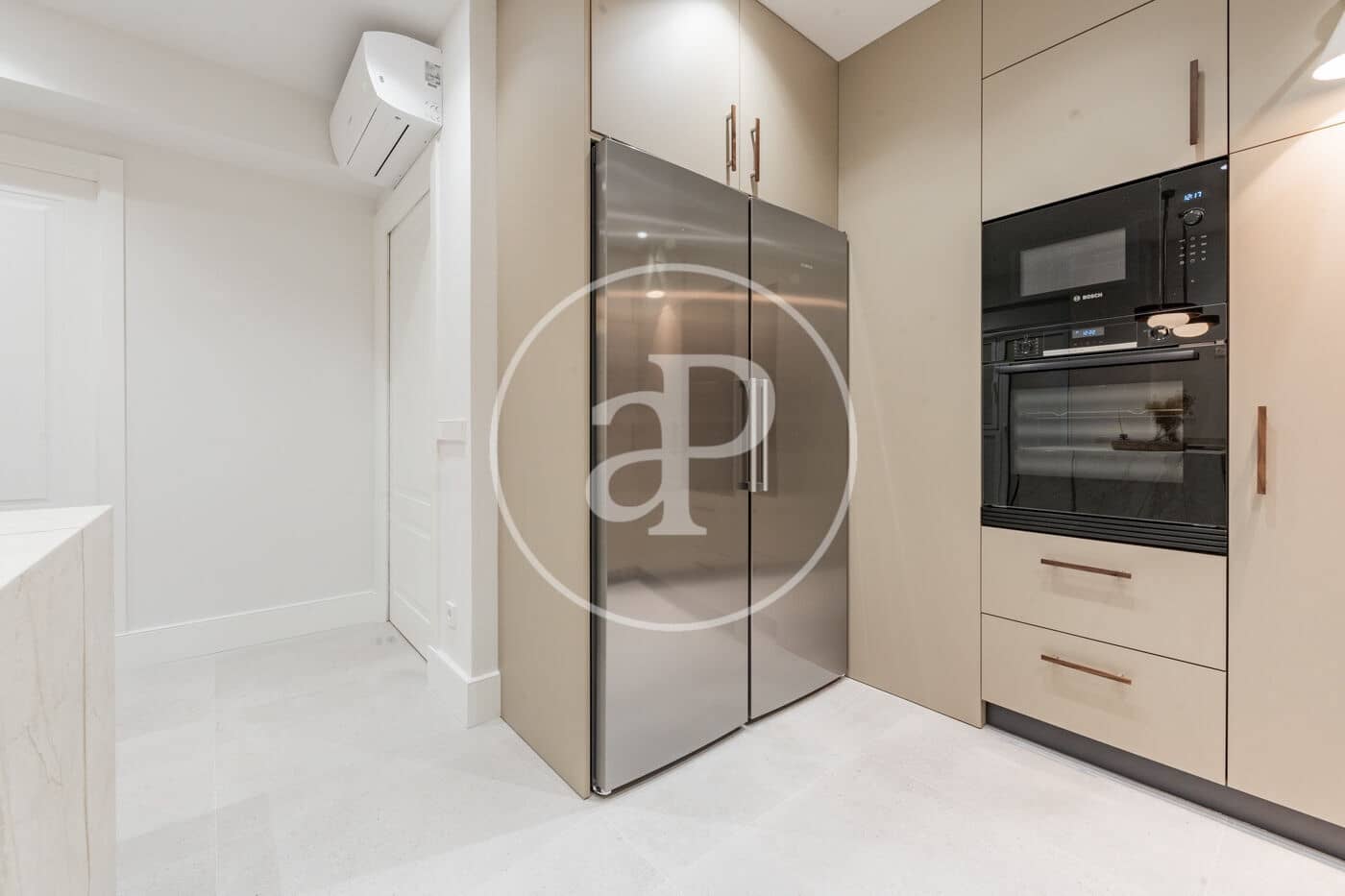 3 bedroom Apartment for sale in Madrid city - € 1,400,000 (Ref: 9449198)