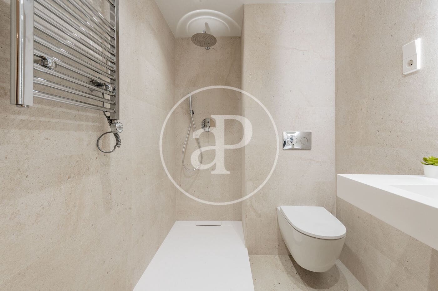 3 bedroom Apartment for sale in Madrid city - € 1,400,000 (Ref: 9449198)