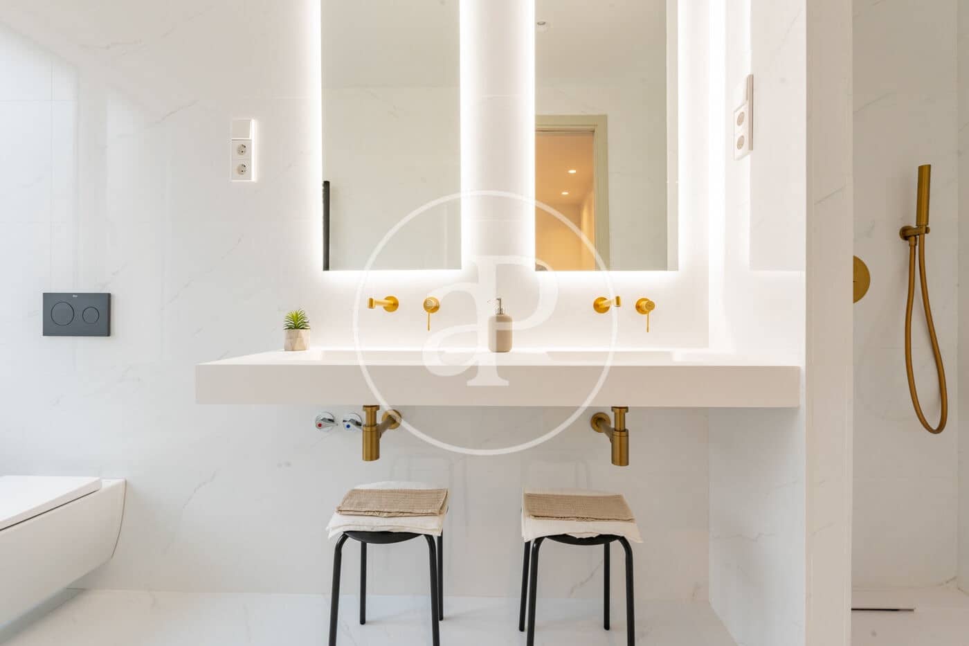 3 bedroom Apartment for sale in Madrid city - € 1,575,000 (Ref: 9449199)