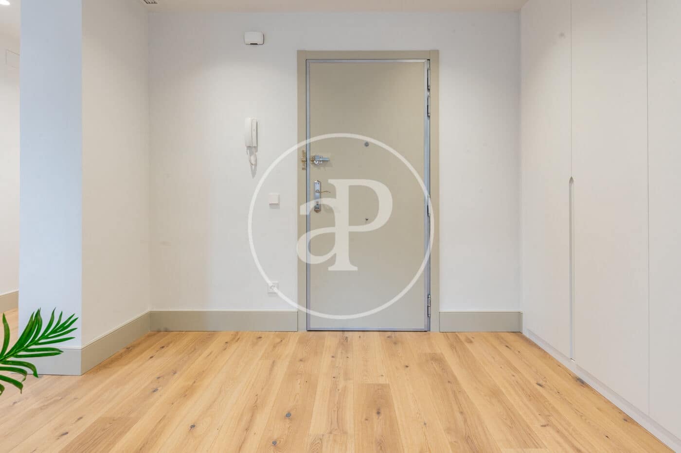 3 bedroom Apartment for sale in Madrid city - € 1,575,000 (Ref: 9449199)