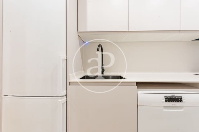 4 soveværelse Lejlighed til salg i San Juan Bautista, Madrid by med swimmingpool - € 1.200.000 (Ref: 9450891)