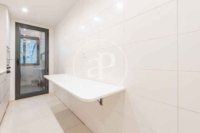 4 soveværelse Lejlighed til salg i San Juan Bautista, Madrid by med swimmingpool - € 1.200.000 (Ref: 9450891)