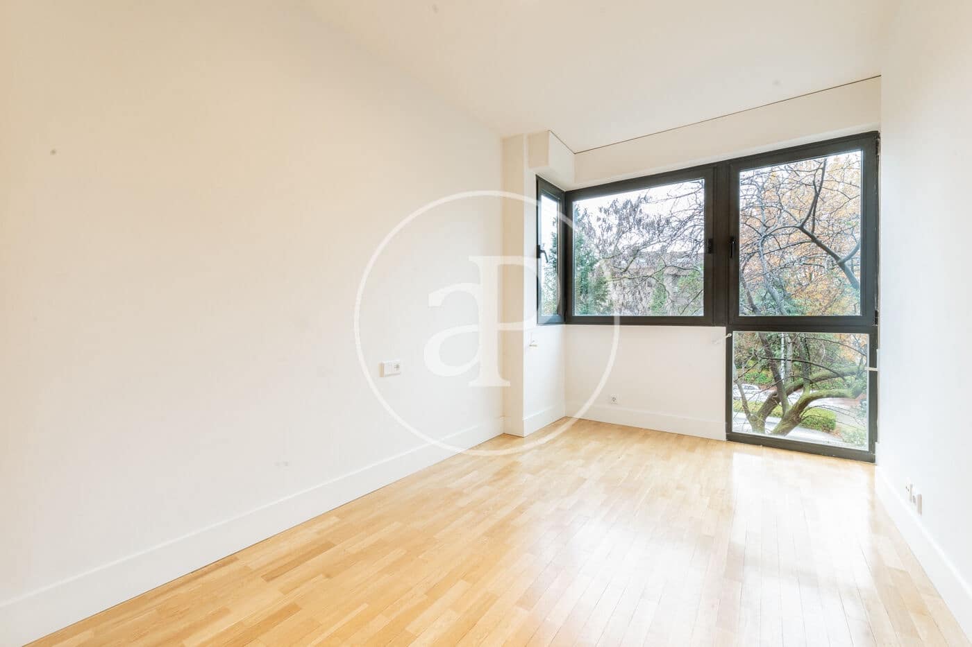 4 soverom Leilighet til salgs i Madrid by med svømmebasseng - € 1 200 000 (Ref: 9450891)