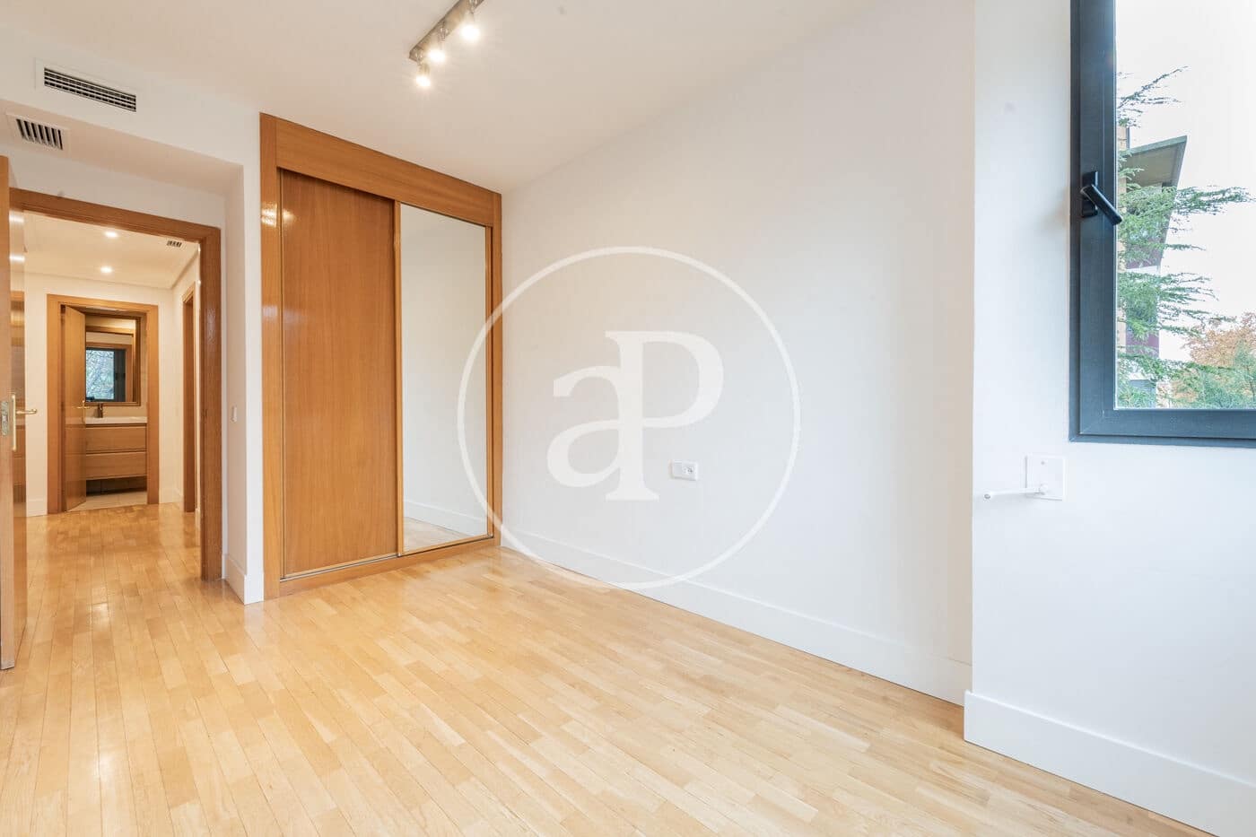 4 soverom Leilighet til salgs i Madrid by med svømmebasseng - € 1 200 000 (Ref: 9450891)