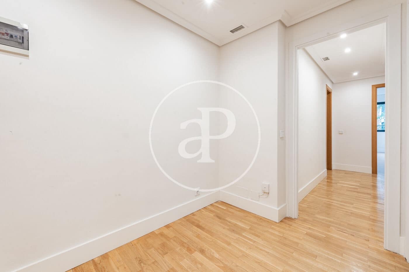 4 soverom Leilighet til salgs i Madrid by med svømmebasseng - € 1 200 000 (Ref: 9450891)