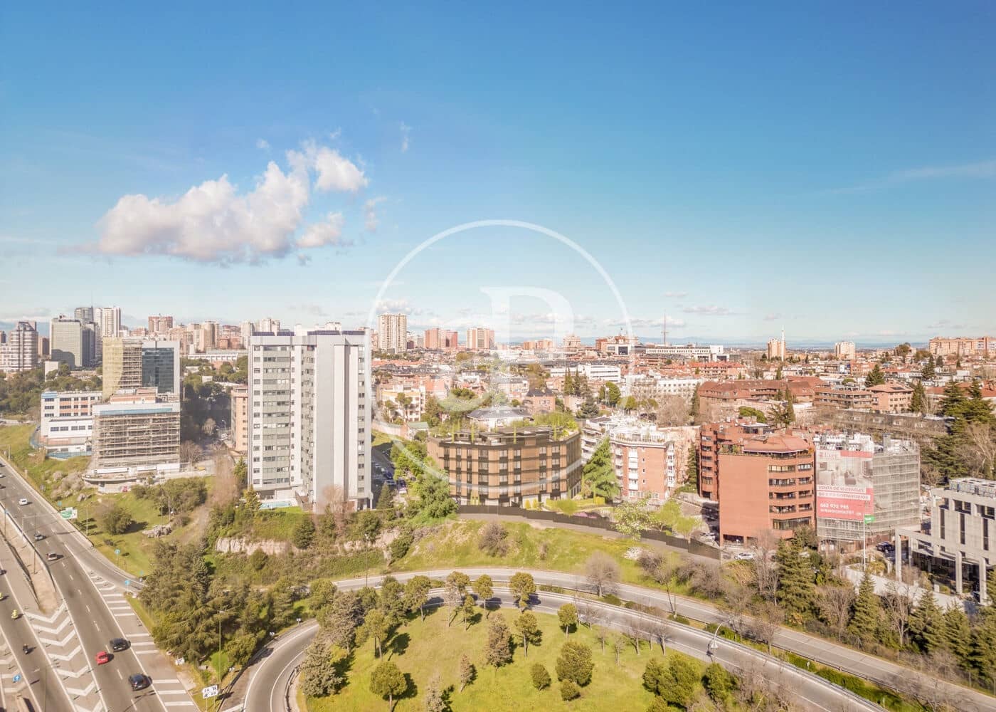 3 sypialnia Apartament na sprzedaż w Miasto Madryt z basenem - 975 000 € (Ref: 9450893)