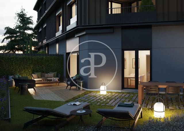 3 sypialnia Apartament na sprzedaż w Ciudad Jardín, Miasto Madryt z basenem - 975 000 € (Ref: 9450895)