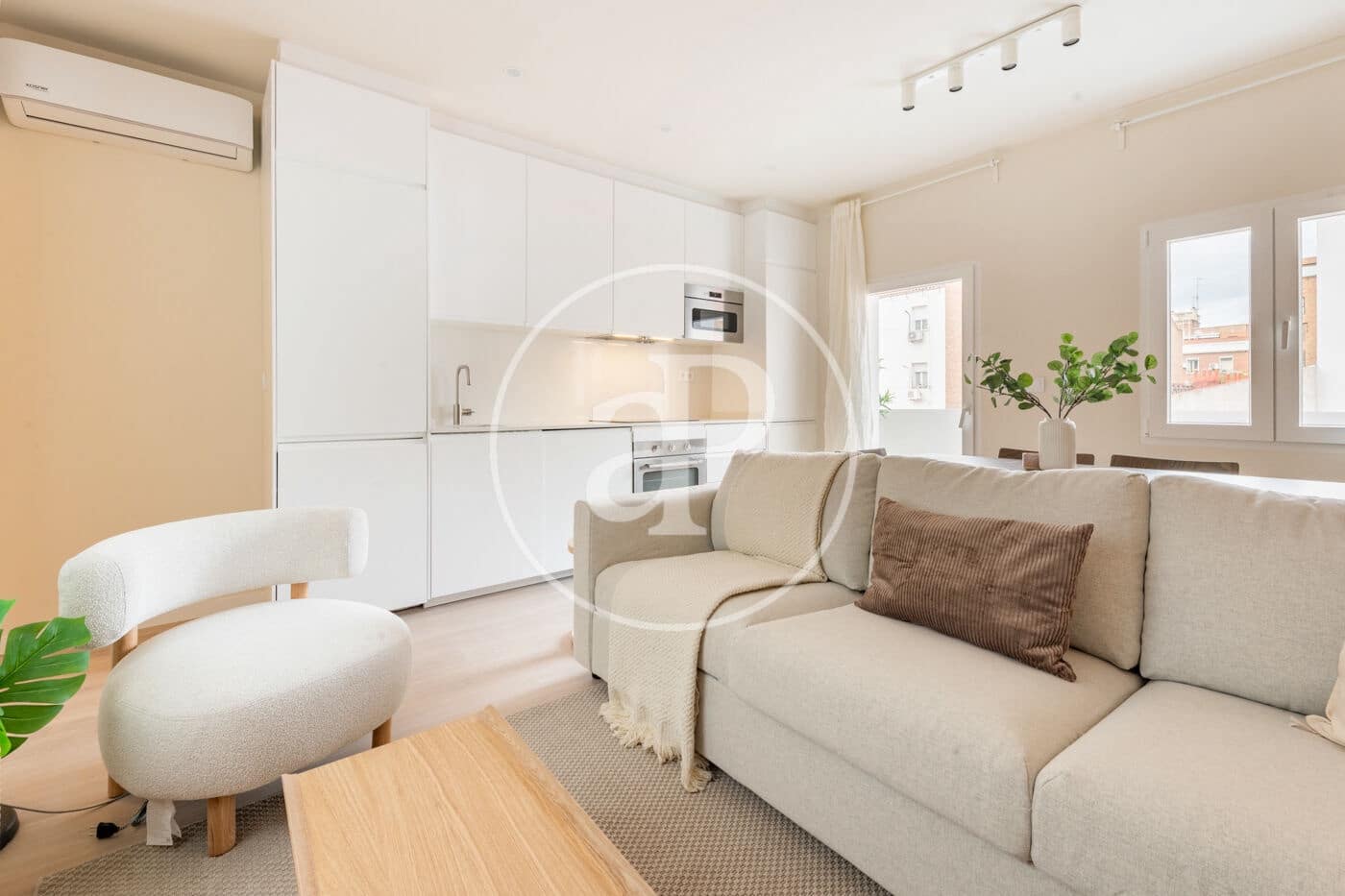 Appartement de 3 chambres à louer à Madrid ville - 2 195 € (Ref: 9450899)