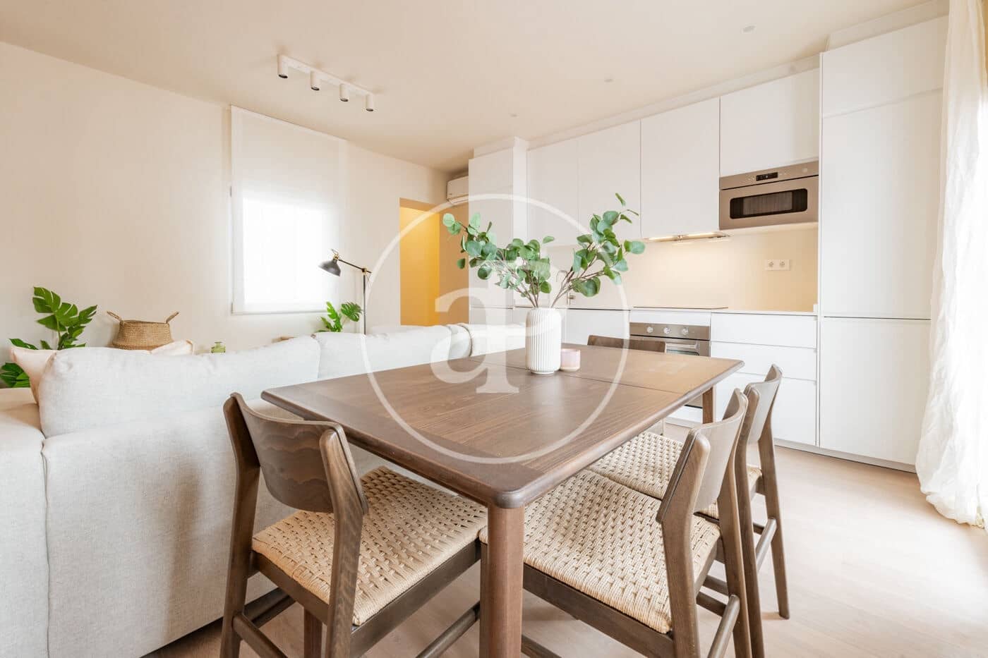 Appartement de 3 chambres à louer à Madrid ville - 2 195 € (Ref: 9450899)