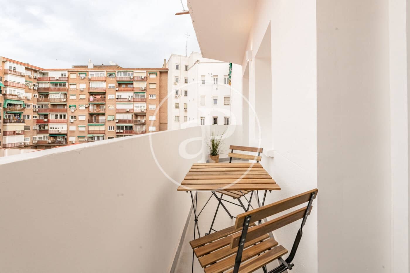 Appartement de 3 chambres à louer à Madrid ville - 2 195 € (Ref: 9450899)