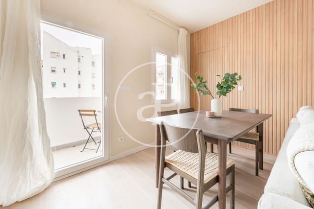Appartement de 3 chambres à louer à Palos de Moguer, Madrid ville - 2 195 € (Ref: 9450899)