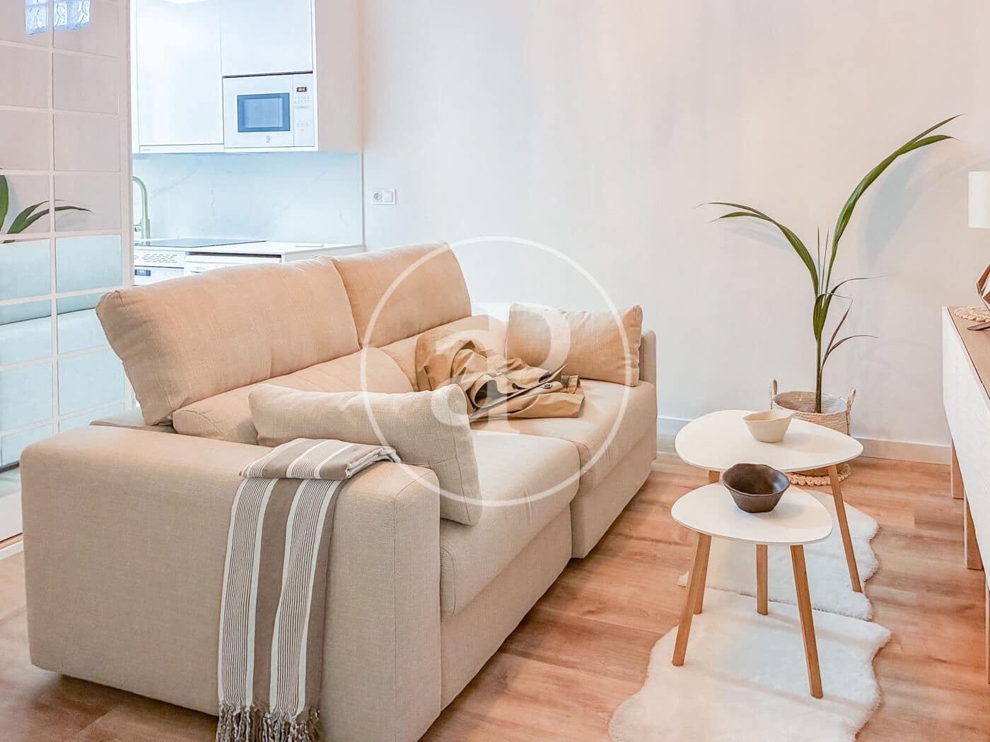 3 soverom Leilighet til leie i Madrid by - € 2 500 (Ref: 9452136)