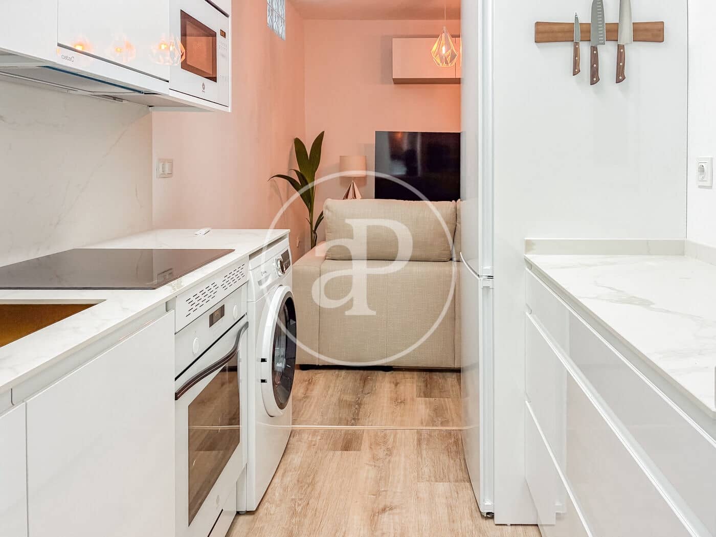 3 soverom Leilighet til leie i Madrid by - € 2 500 (Ref: 9452136)