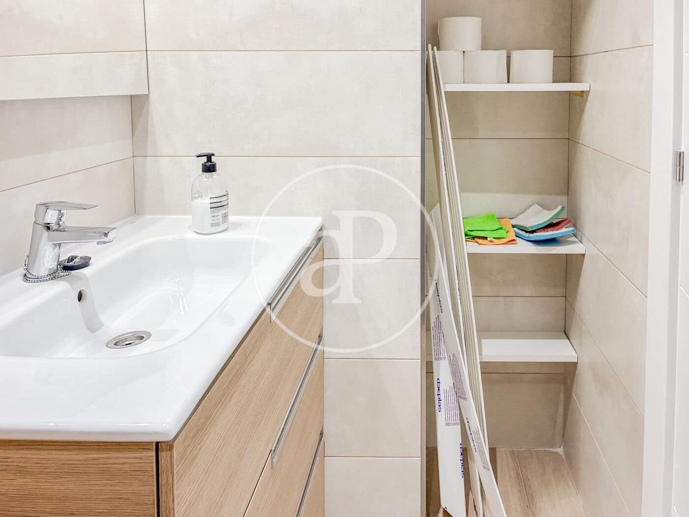 3 soverom Leilighet til leie i Madrid by - € 2 500 (Ref: 9452136)