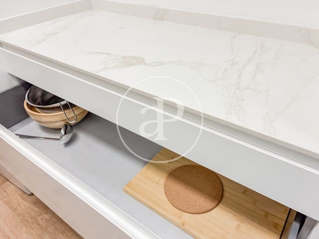 3 bedroom Apartment for rent in Castellana, Madrid city - € 2,500 (Ref: 9452136)