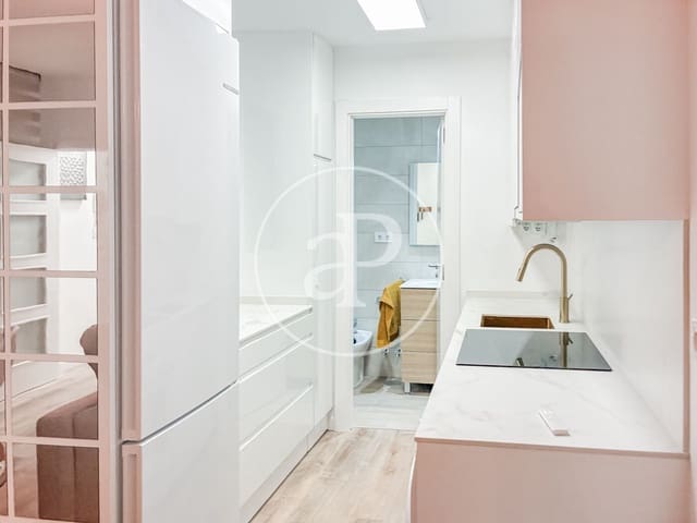 3 bedroom Apartment for rent in Castellana, Madrid city - € 2,500 (Ref: 9452136)