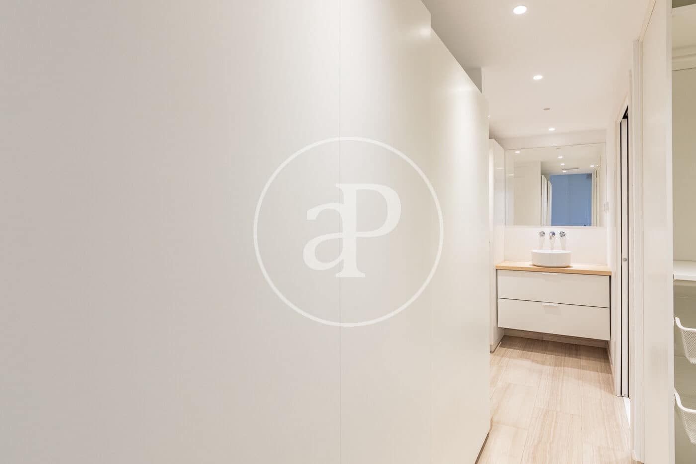 1 sovrum Lägenhet att hyra i Madrid stad - 1 700 € (Ref: 9452137)