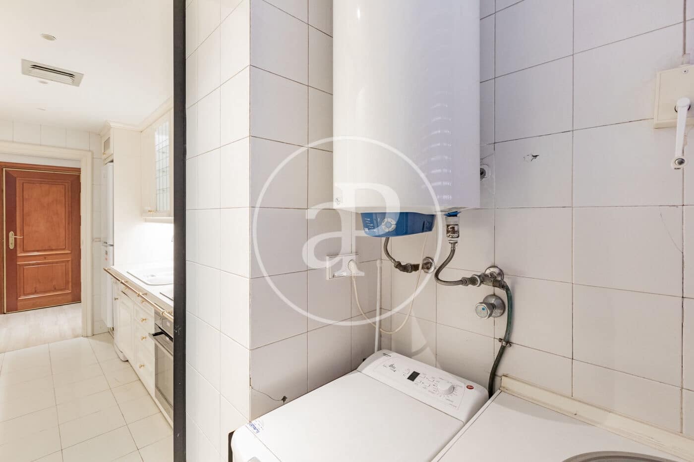 1 sovrum Lägenhet att hyra i Madrid stad - 1 700 € (Ref: 9452137)